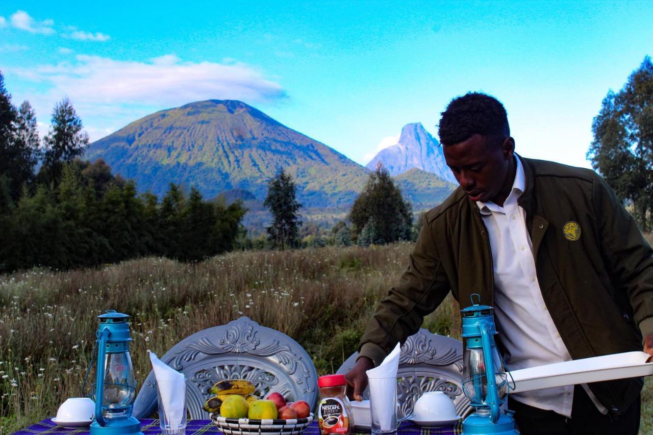 Under Volcanoes View Guest House Nyarugina Buitenkant foto